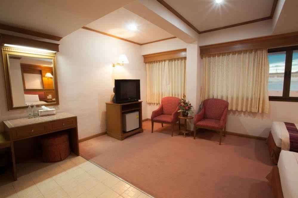 Imperial Sakon Hotel Sakon Nakhon Exteriör bild